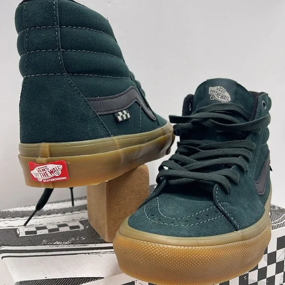 Vans Men’s Skate Sk8-Hi Green/Gum
VN0A2Z3317P
Sneakers - Picture 9 of 16